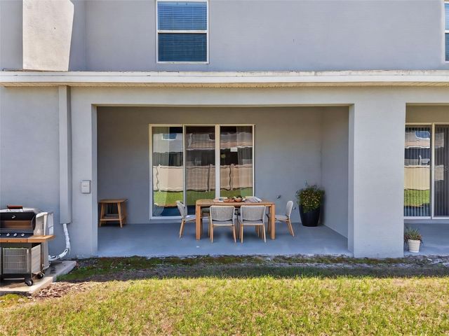 33105 MAJOR OAK DRIVE, Wesley Chapel, FL 33545