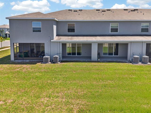 33105 MAJOR OAK DRIVE, Wesley Chapel, FL 33545