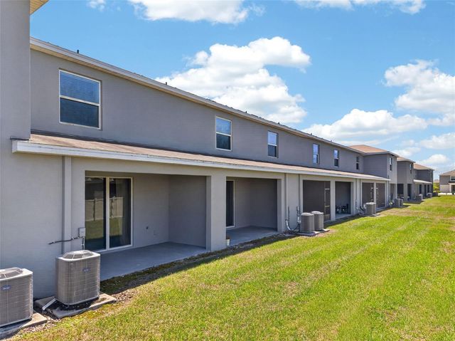 33105 MAJOR OAK DRIVE, Wesley Chapel, FL 33545