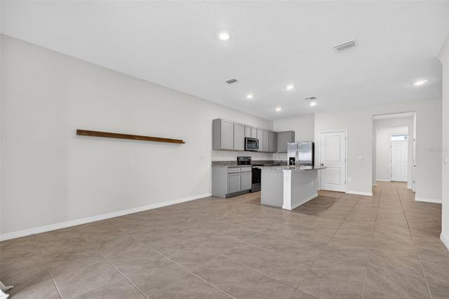 33105 MAJOR OAK DRIVE, Wesley Chapel, FL 33545