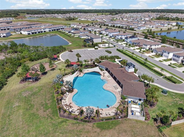 33105 MAJOR OAK DRIVE, Wesley Chapel, FL 33545