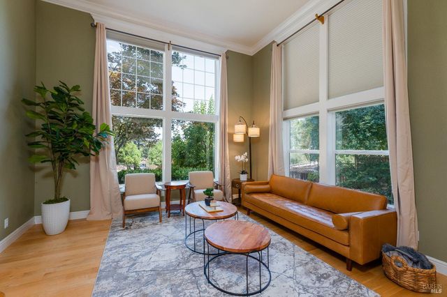 1247 Myszka Pl, Ukiah, CA 95482