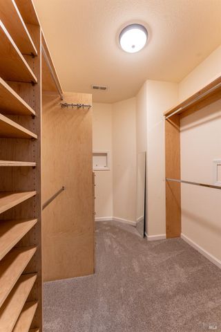 1247 Myszka Pl, Ukiah, CA 95482