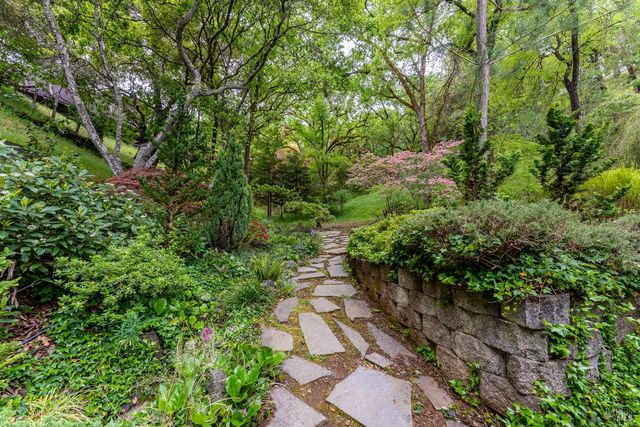 1247 Myszka Pl, Ukiah, CA 95482