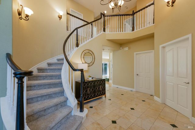 1247 Myszka Pl, Ukiah, CA 95482