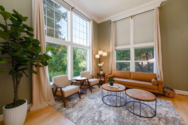 1247 Myszka Pl, Ukiah, CA 95482