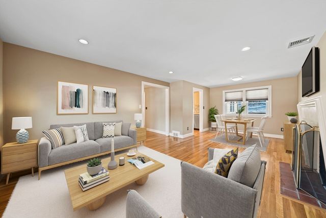 55 Evelyn Road 55, Needham, MA 02494