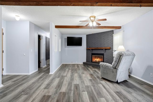 1656 S Walnut Avenue, Broken Arrow, OK 74012