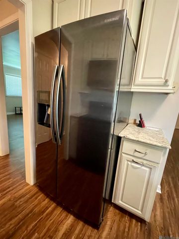 6633 Landmor Dr, Greenwell Springs, LA 70739