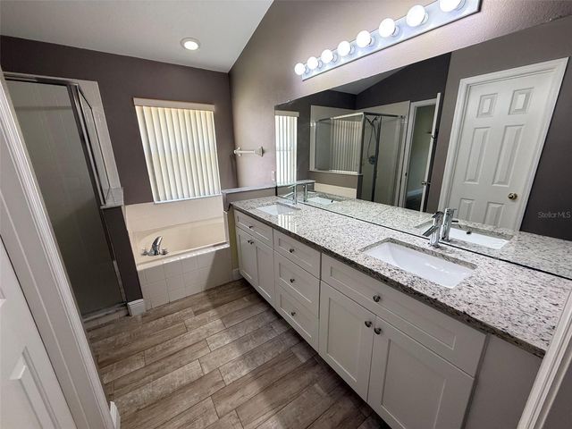 1221 SINGLETON CIRCLE, Groveland, FL 34736