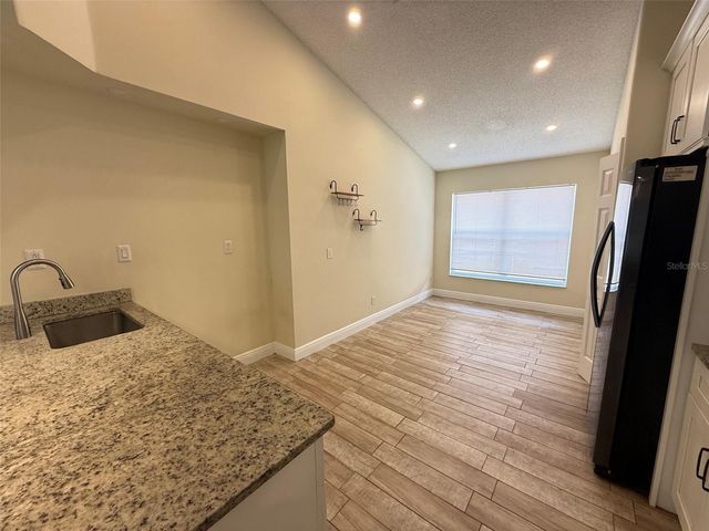 1221 SINGLETON CIRCLE, Groveland, FL 34736