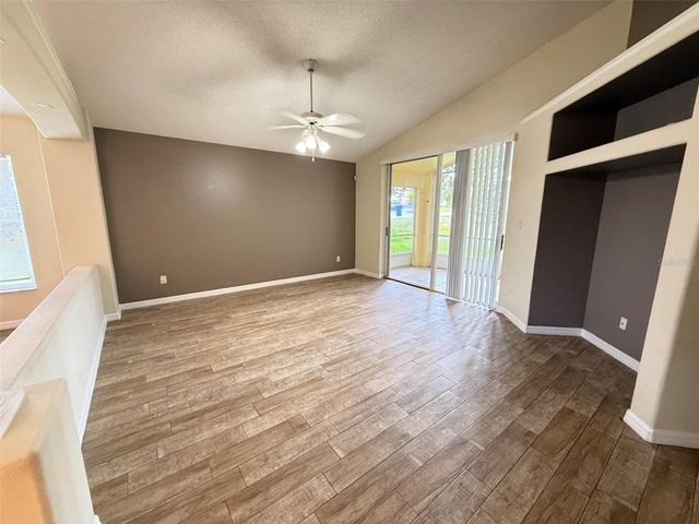1221 SINGLETON CIRCLE, Groveland, FL 34736