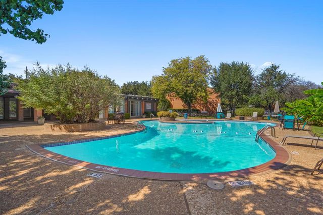 536 E Avenue J A, Grand Prairie, TX 75050