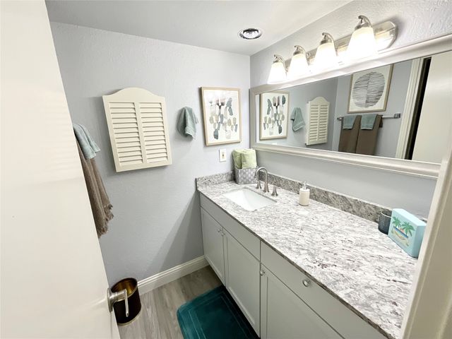 536 E Avenue J A, Grand Prairie, TX 75050