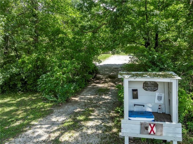 250 Stan Avenue, West Fork, AR 72774