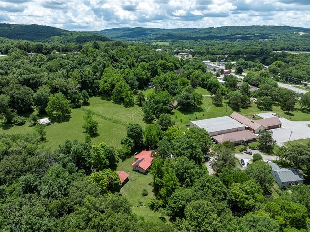 250 Stan Avenue, West Fork, AR 72774