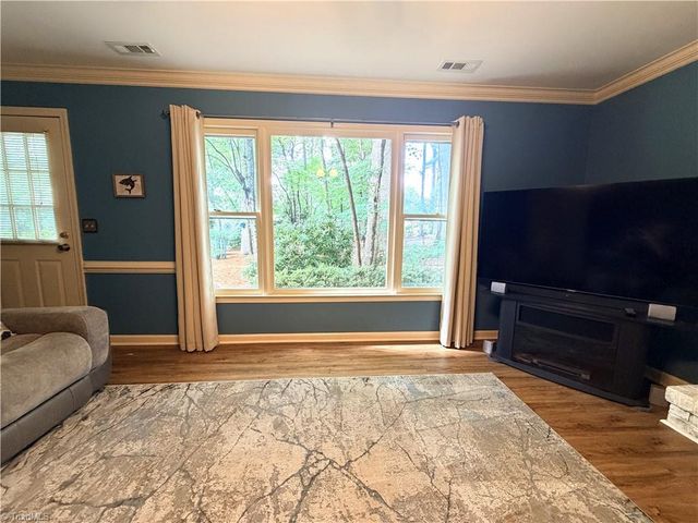 5810 Spanish Oak Drive, Greensboro, NC 27409