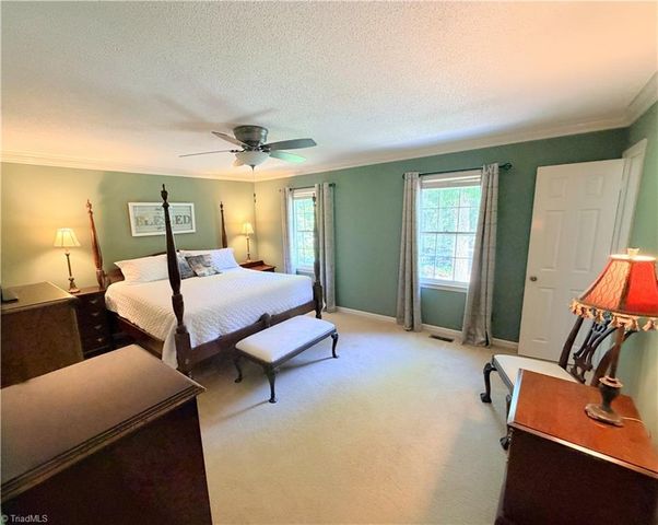 5810 Spanish Oak Drive, Greensboro, NC 27409