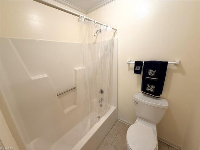 5810 Spanish Oak Drive, Greensboro, NC 27409