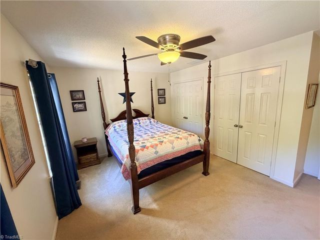 5810 Spanish Oak Drive, Greensboro, NC 27409