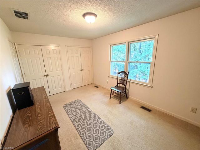 5810 Spanish Oak Drive, Greensboro, NC 27409
