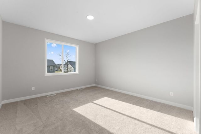 1354 Wisteria Lane, New Richmond, WI 54017