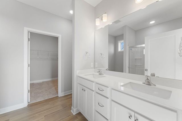 1354 Wisteria Lane, New Richmond, WI 54017