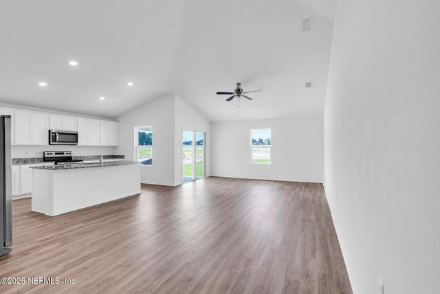 3111 COTTAGE HILL Place, Green Cove Springs, FL 32043