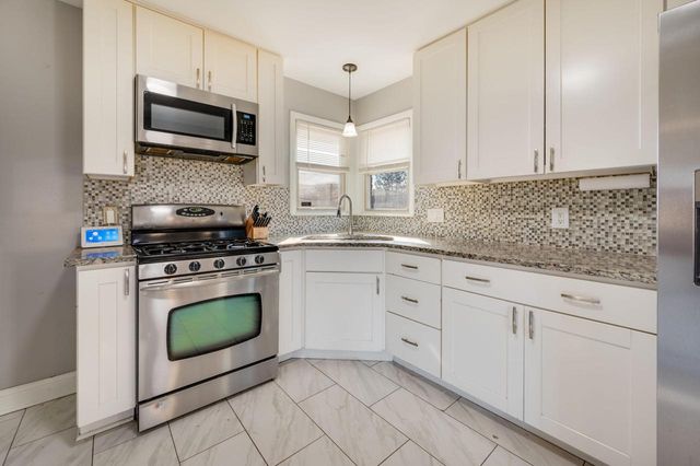 4158 N 77th STREET, Milwaukee, WI 53222