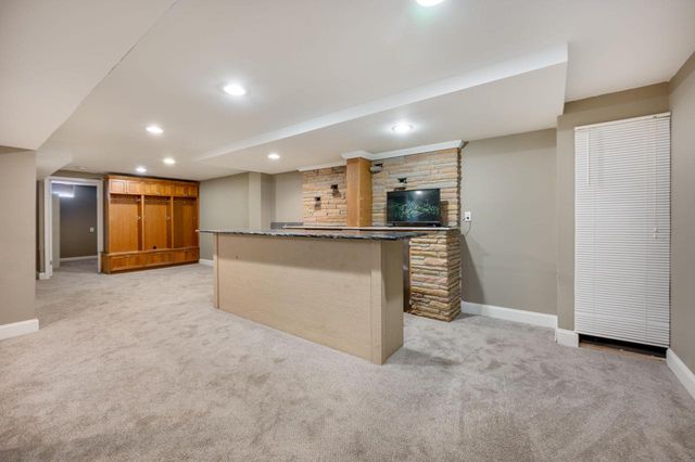 4158 N 77th STREET, Milwaukee, WI 53222