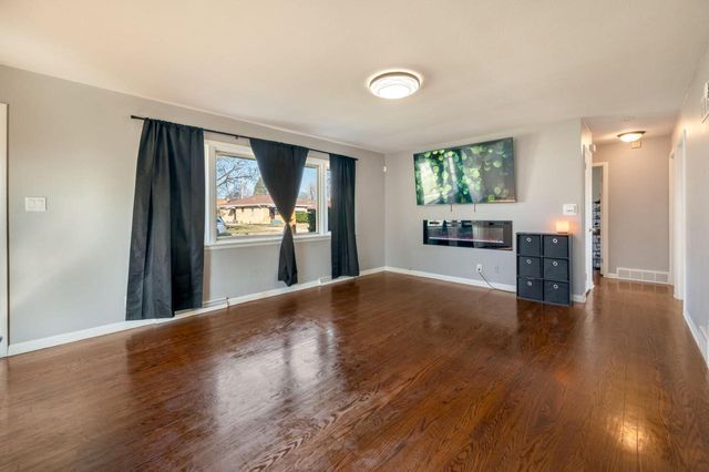 4158 N 77th STREET, Milwaukee, WI 53222