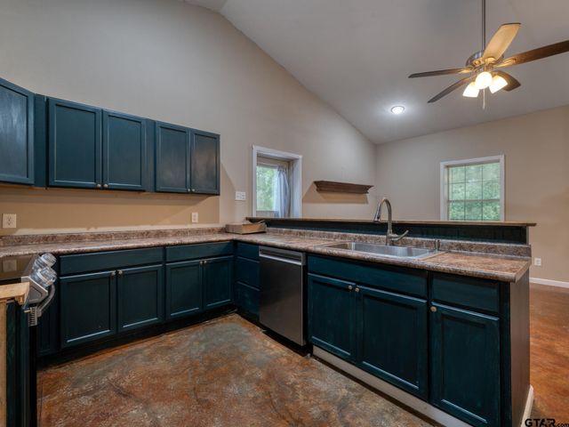 14032 Eastside RD, Tyler, TX 75707