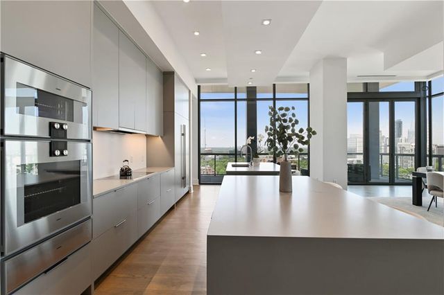 3107 Peachtree Road NE PH2003, Atlanta, GA 30305
