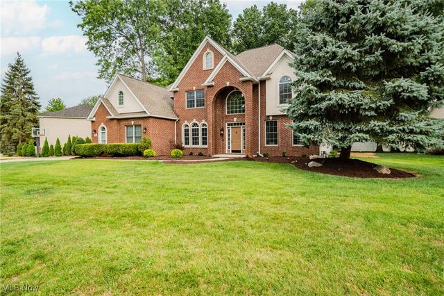 25832 Iris Court, Westlake, OH 44145