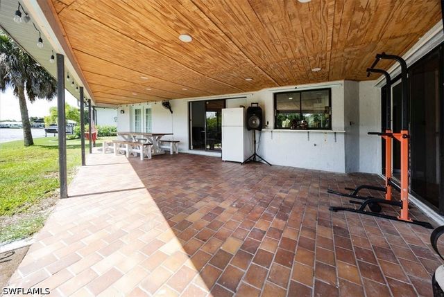 1318 Thompson ST, North Fort Myers, FL 33903
