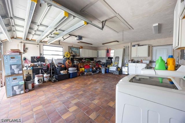 1318 Thompson ST, North Fort Myers, FL 33903