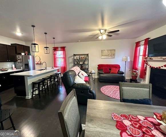 256 Bobbie Way, Woodstock, GA 30189