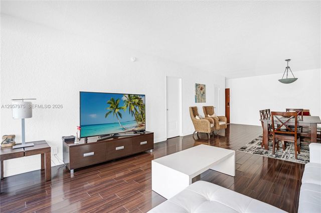 4001 S Ocean Drive 7P, Hollywood, FL 33019