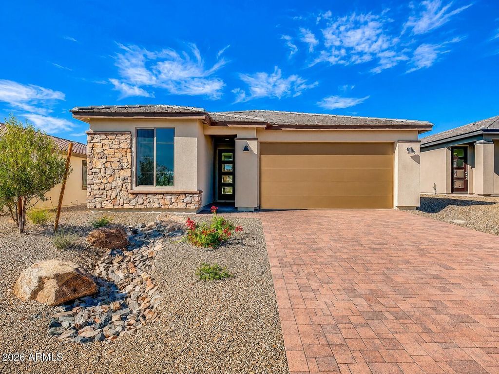 4306 SAWBUCK Way, Wickenburg, AZ 85390 — exterior