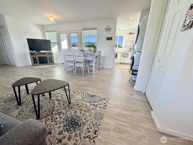 399 N Razor Clam Drive SW, Ocean Shores, WA 98569