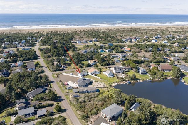 399 N Razor Clam Drive SW, Ocean Shores, WA 98569