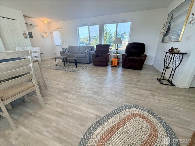 399 N Razor Clam Drive SW, Ocean Shores, WA 98569