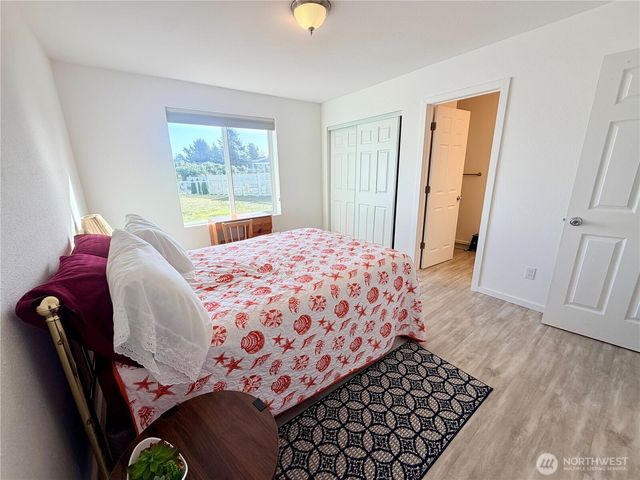 399 N Razor Clam Drive SW, Ocean Shores, WA 98569