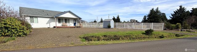 399 N Razor Clam Drive SW, Ocean Shores, WA 98569