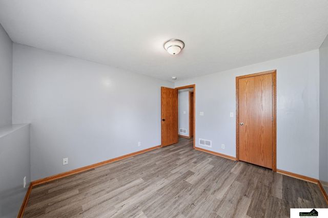 7229 Dorchester Court, Lincoln, NE 68521