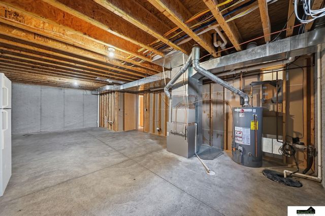 7229 Dorchester Court, Lincoln, NE 68521