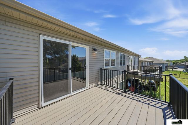 7229 Dorchester Court, Lincoln, NE 68521