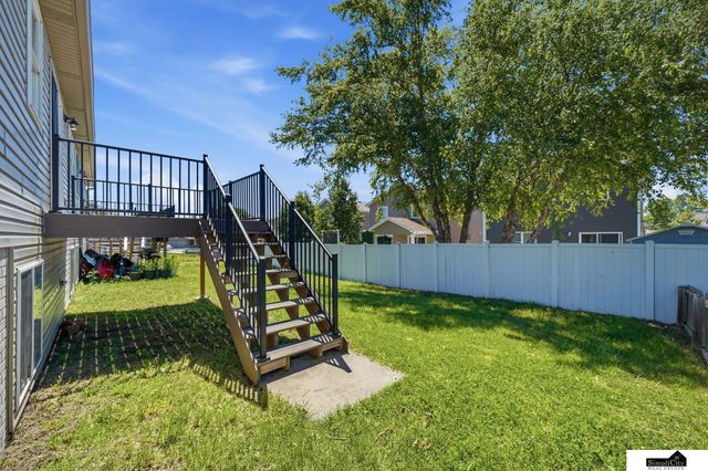 7229 Dorchester Court, Lincoln, NE 68521