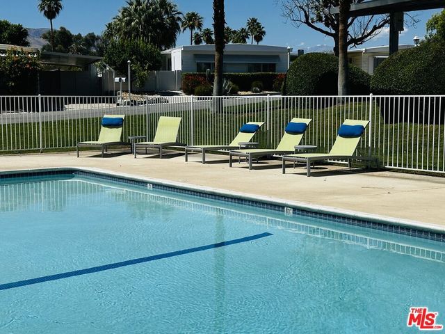 8 Calle Abajo, Palm Springs, CA 92264