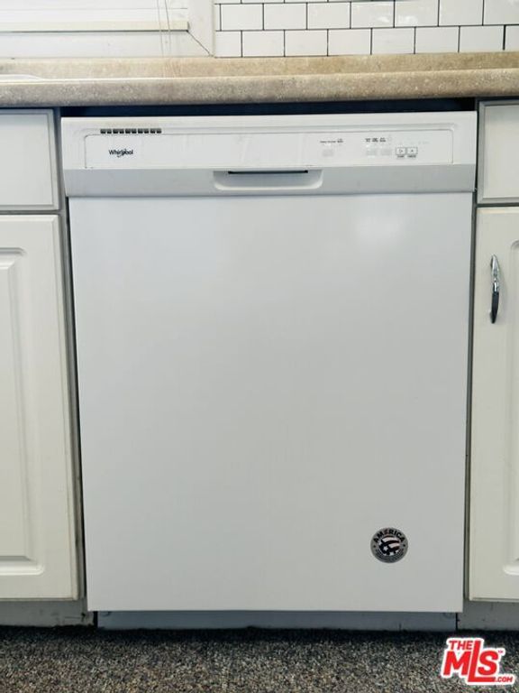 Image 12 of property listing at 8 Calle Abajo, Palm Springs, CA 92264